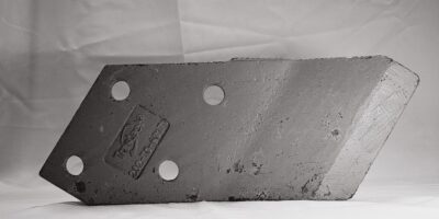 202-70-63161 Protector Lateral Para Excavadora Komatsu Pc200 (Gavilan) Izquierda